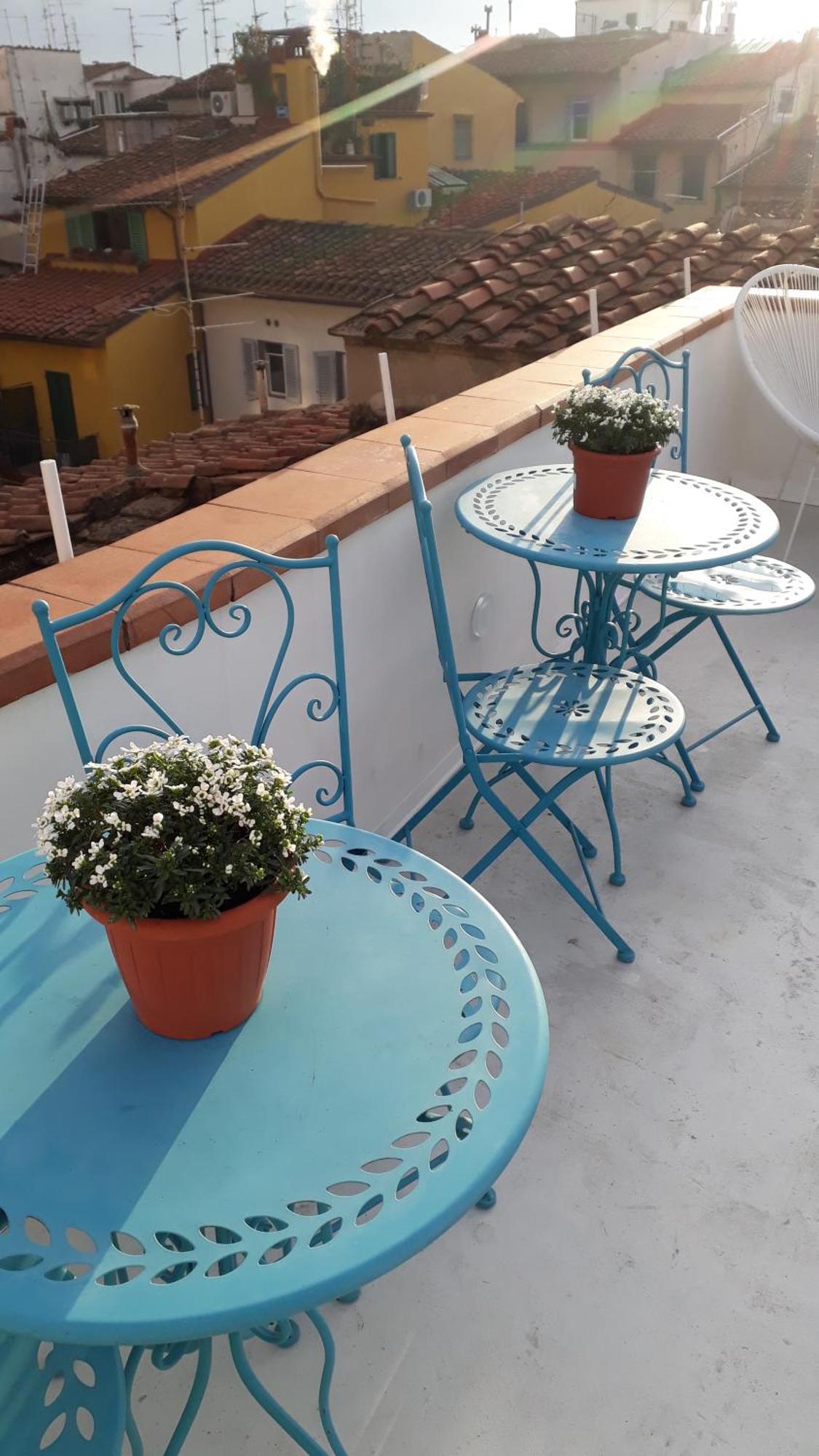 The Florence Dream Terrace - Elena Grey Oda fotoğraf