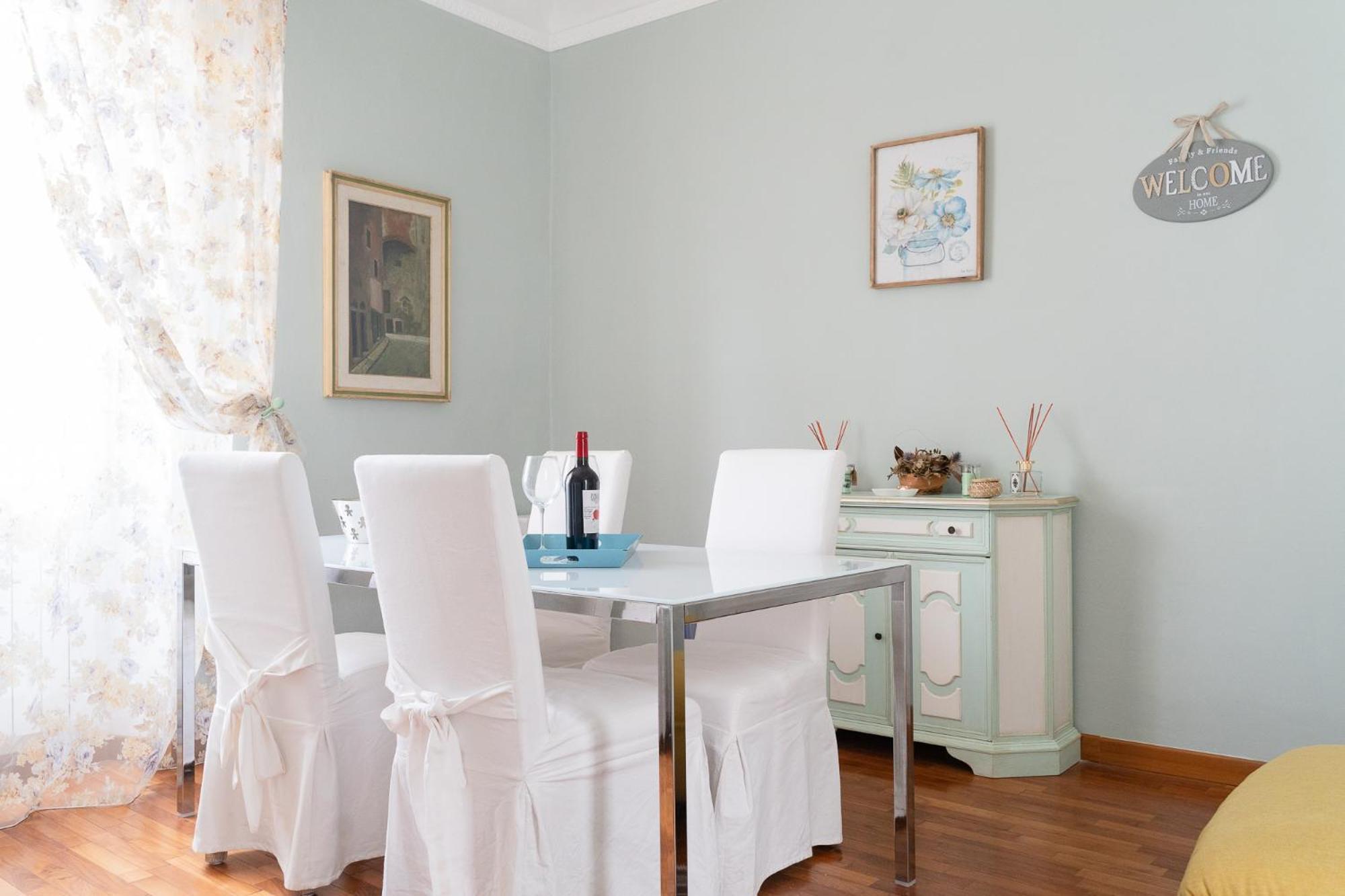 The Florence Dream Terrace - Elena Grey Oda fotoğraf